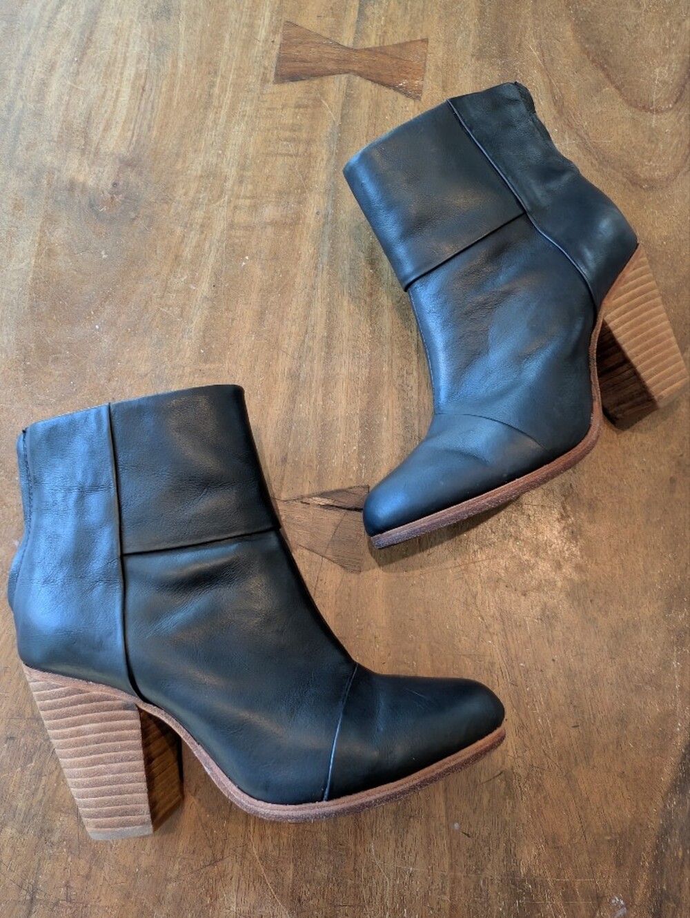 Rag & Bone Newbury Classic Black Leather Ankle Booties Size 7.5/ 37.5
